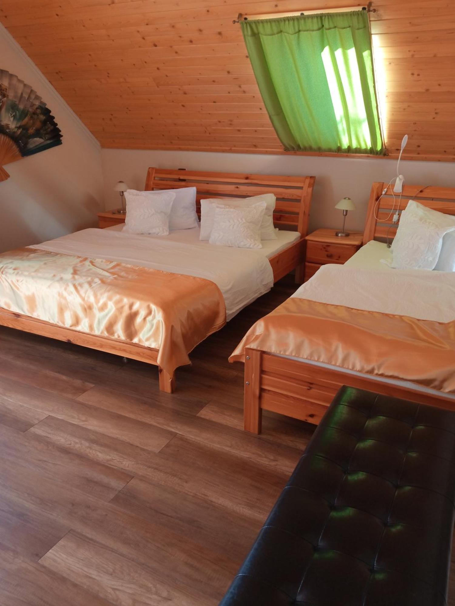Vakacio Apartman Balatonalmadi Bagian luar foto
