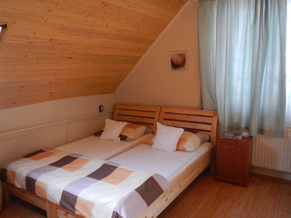 Vakacio Apartman Balatonalmadi Bagian luar foto