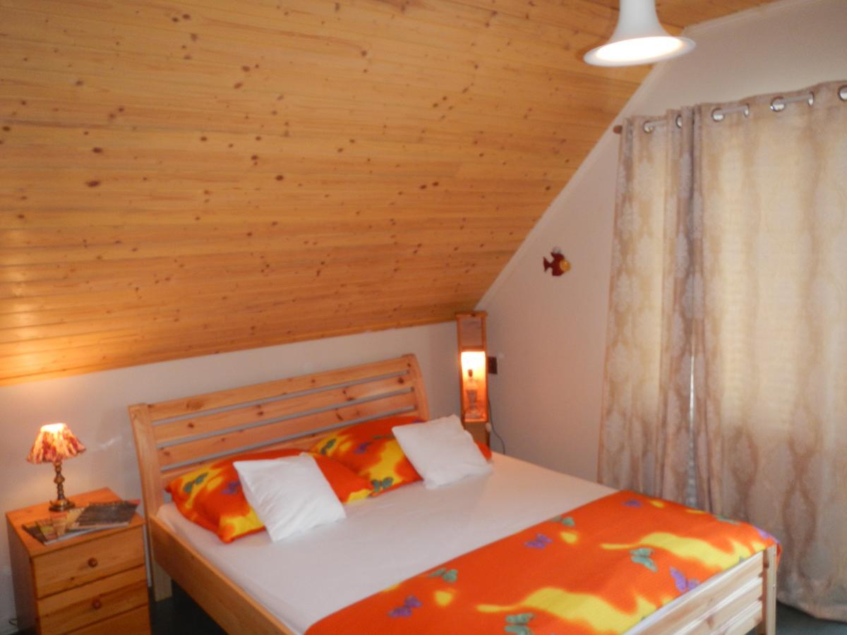 Vakacio Apartman Balatonalmadi Bagian luar foto
