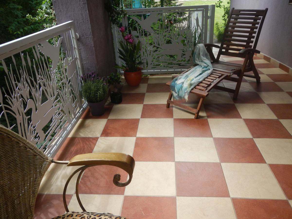 Vakacio Apartman Balatonalmadi Bagian luar foto
